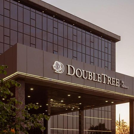 ホテル Doubletree By Hilton シムケント エクステリア 写真
