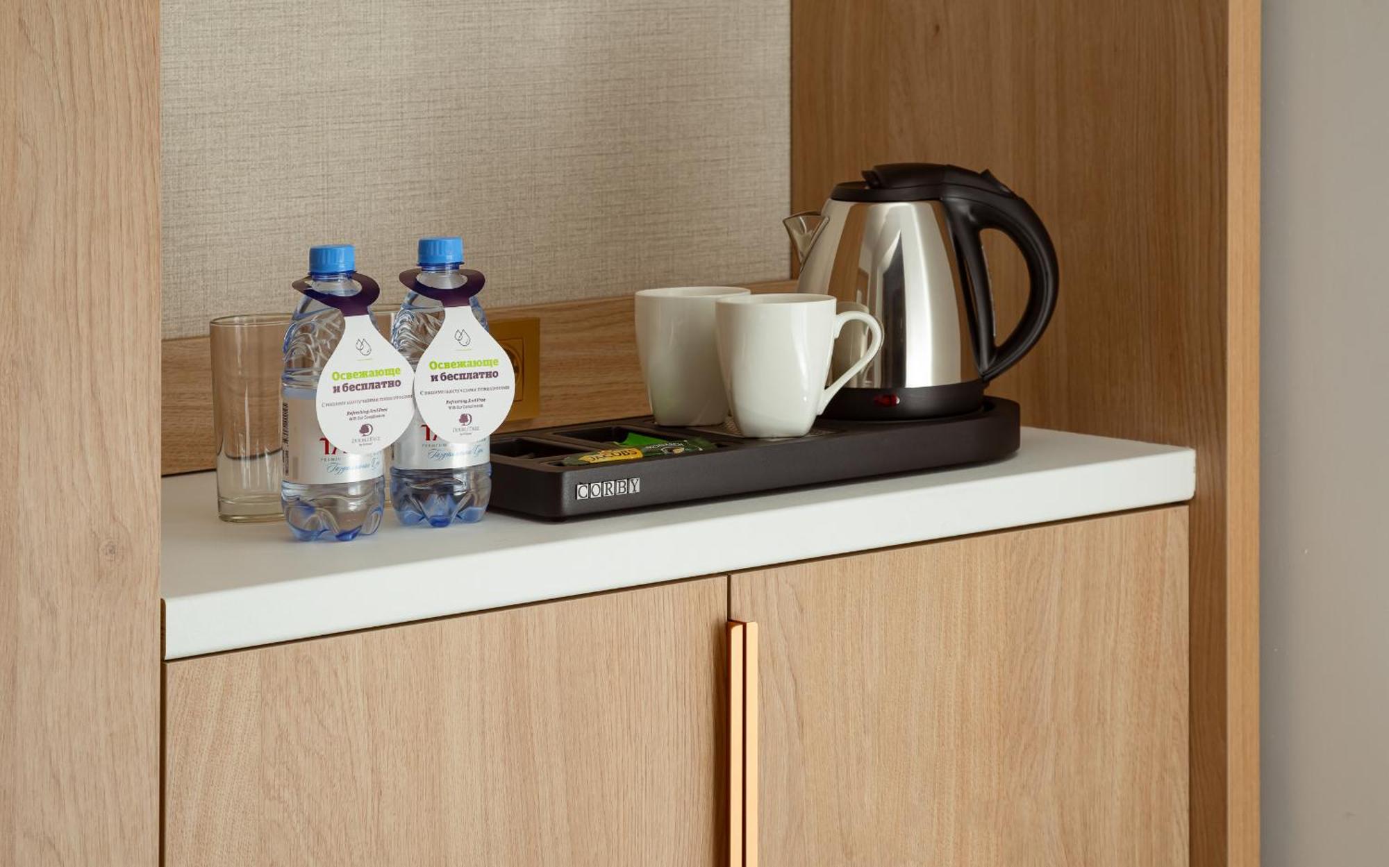 ホテル Doubletree By Hilton シムケント エクステリア 写真